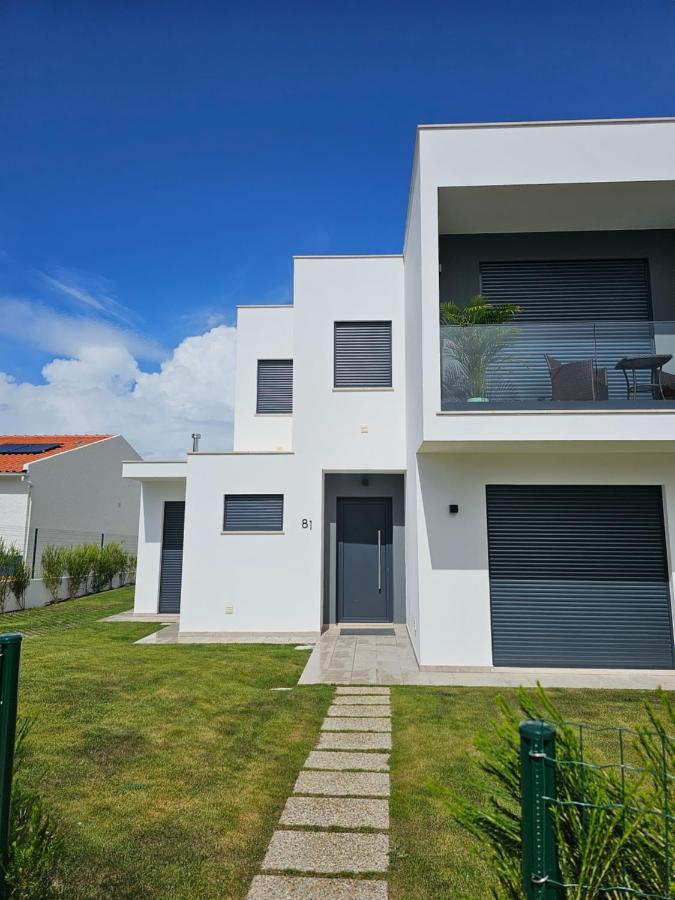 House By The Lagoon - Piscina Privada Villa *
