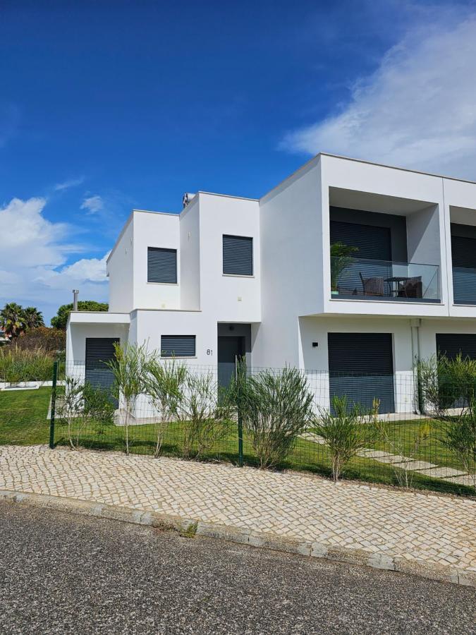 House By The Lagoon - Piscina Privada *